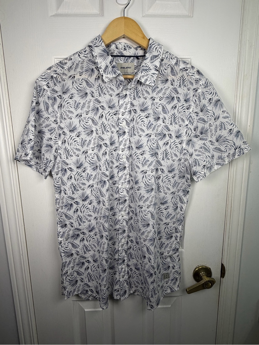 Blend Denmark Leaf Print Button-Up Shirt XL Coastal Summer Euro Style ResortWear